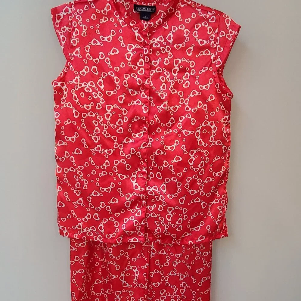 Two Pair Valentine Heart Design Lands' End Pajamas Girls